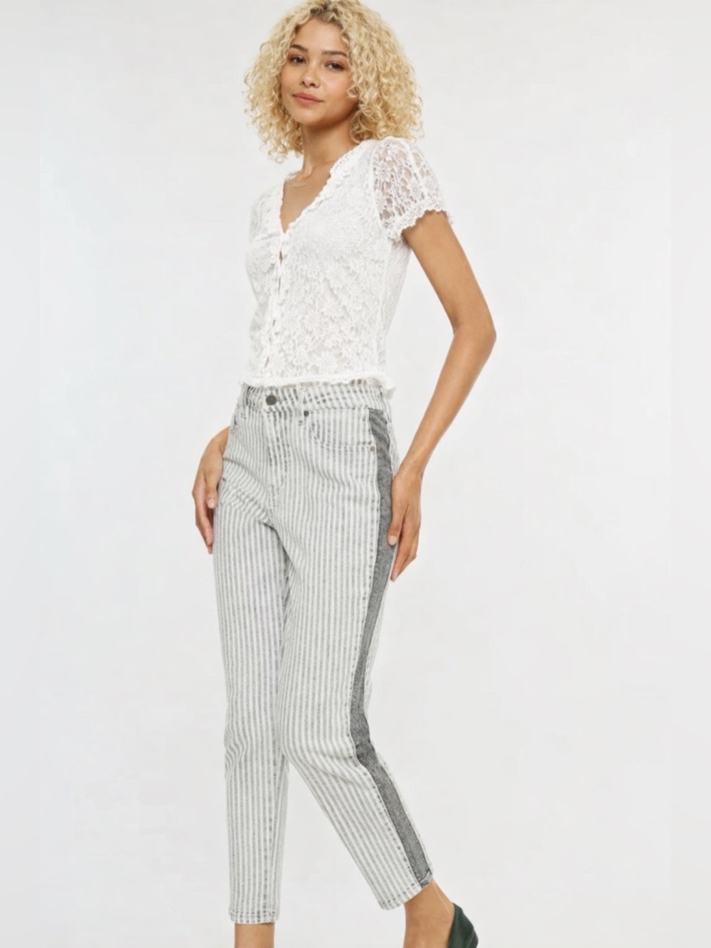 EUC!! KanCan Gray/White Striped  Kristen Straight Leg Denim Pant